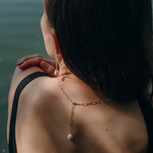 Load image into Gallery viewer, Silver Anker Pearl necklace