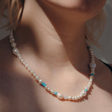 Load image into Gallery viewer, Silver Pearl necklace