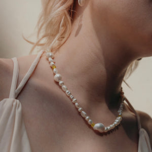 Gold Pearl necklace