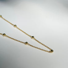 Load image into Gallery viewer, Gold bead necklace