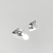 Load image into Gallery viewer, Silver Mini moon earrings