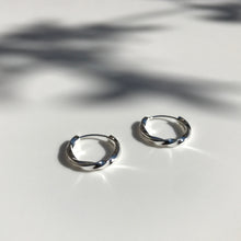 Load image into Gallery viewer, Silver Mini Twist creole earrings