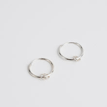 Load image into Gallery viewer, Silver Midi Creole Rings earrings