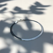 Load image into Gallery viewer, Silver Snake bracelet