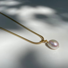 Load image into Gallery viewer, Gold Round Snake necklace